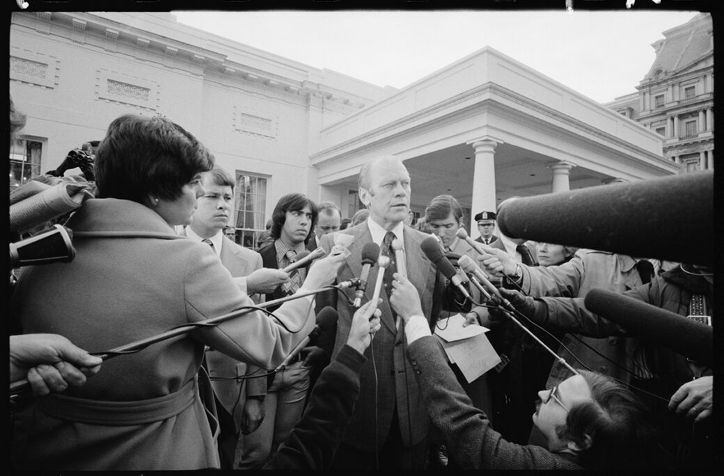 Reporters with President Ford in 1975 - White House Historical Association