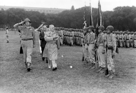 Harry Truman reviews the 442nd Regimental Combat Team