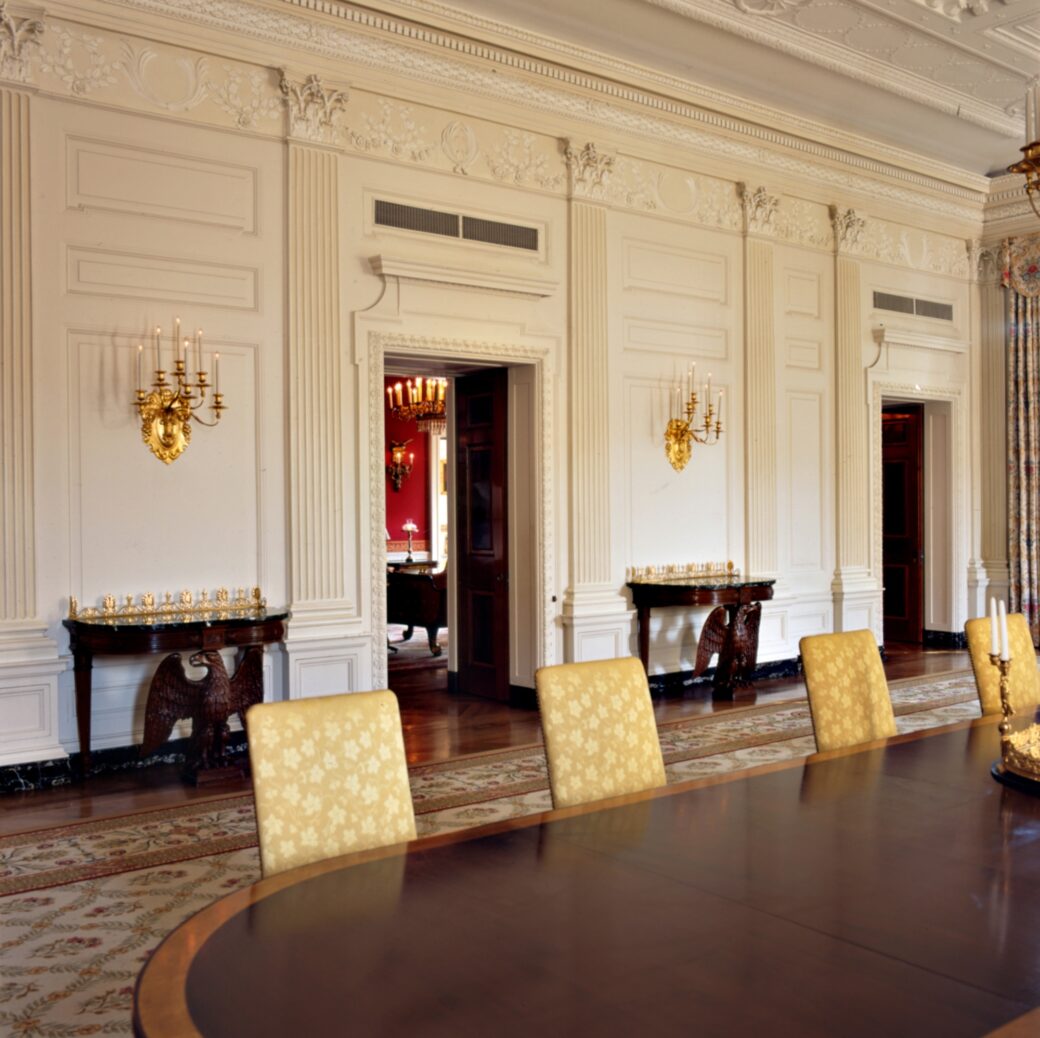 The State Dining Room, 2001 - White House Historical Association