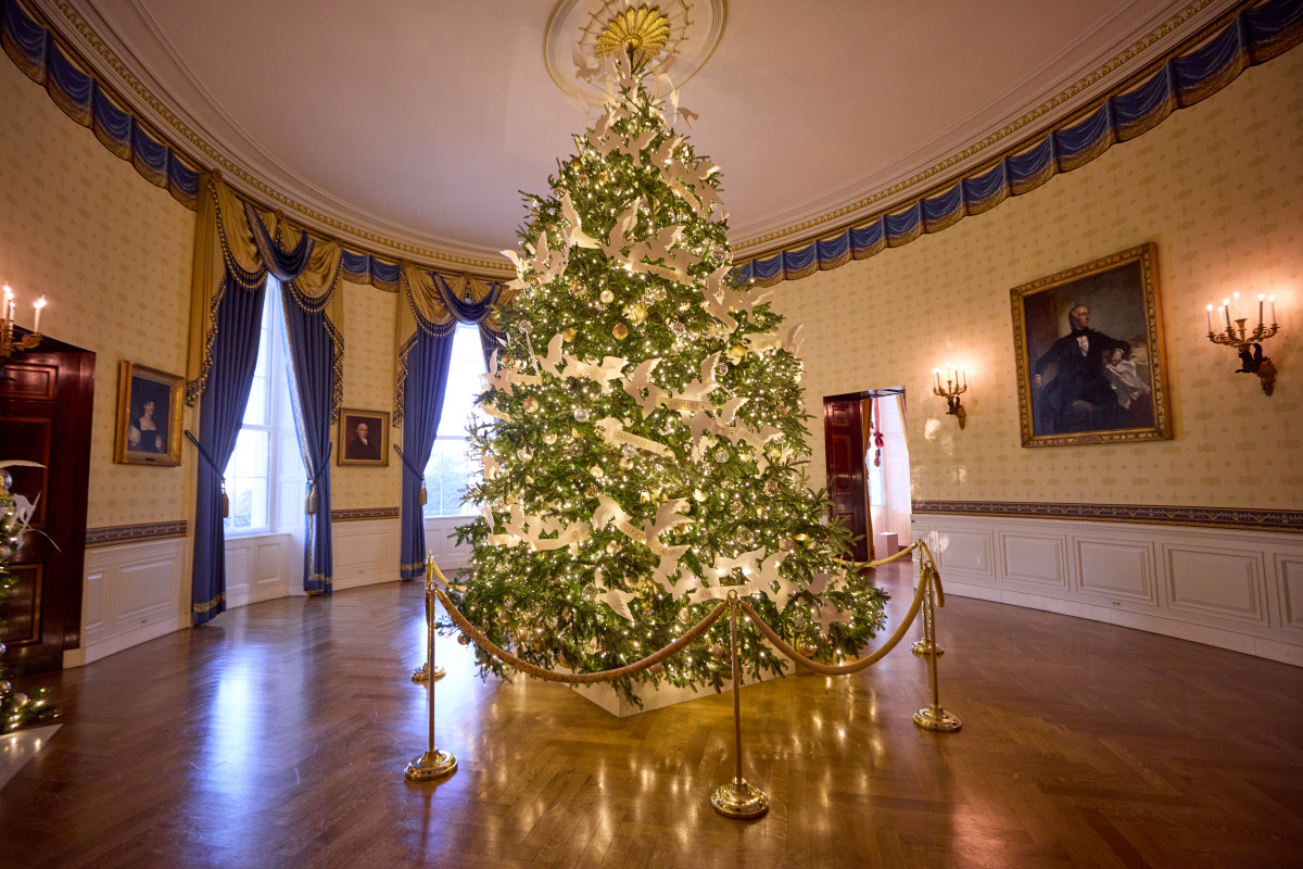 Blue Room Christmas Tree White House Historical Association